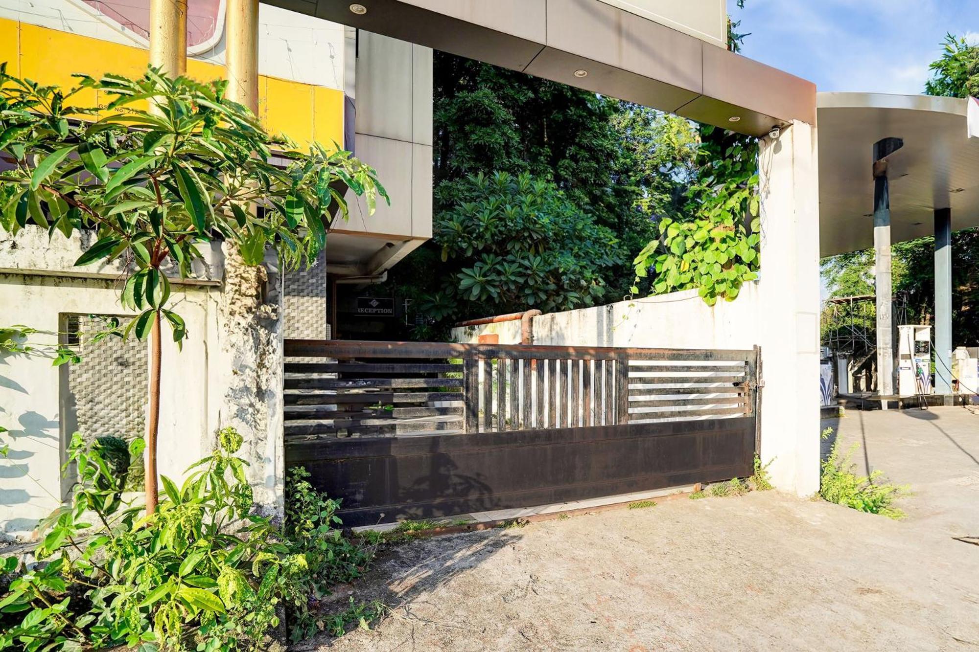 Super Hotel O Katol Road Friends Colony Nagpur Exterior foto